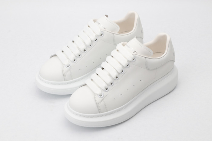 ALEX MCQU SNEAKER