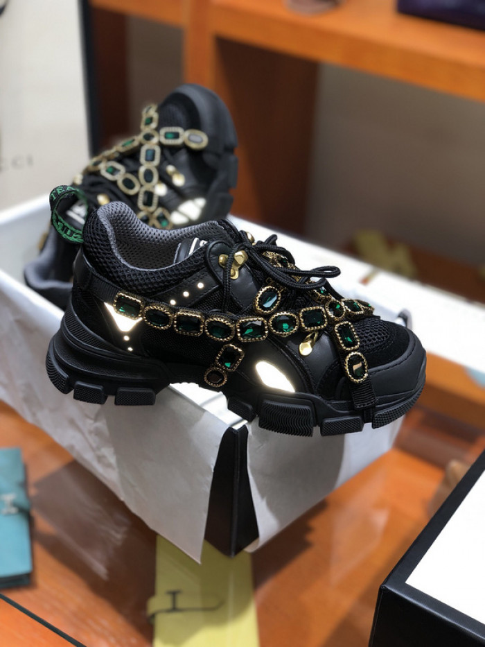 GUI SNEAKER
