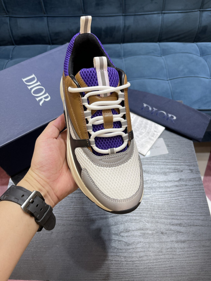 D10R SNEAKER