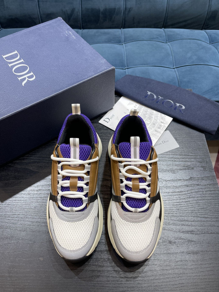 D10R SNEAKER