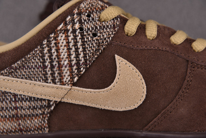 Stussy x SB Dunk Low Pro "Cherry"304292-223