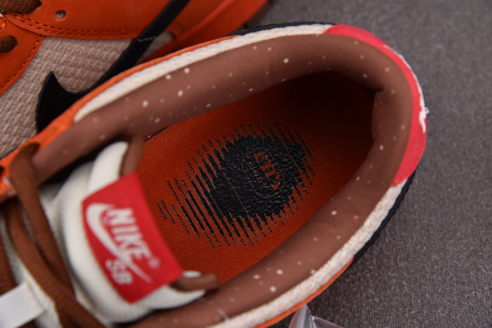 NIKE Dunk SB Low Premium “Un-Hemp” 313170-101