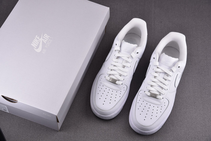 NIKE AIR FORCE 1 LOW WHITE 