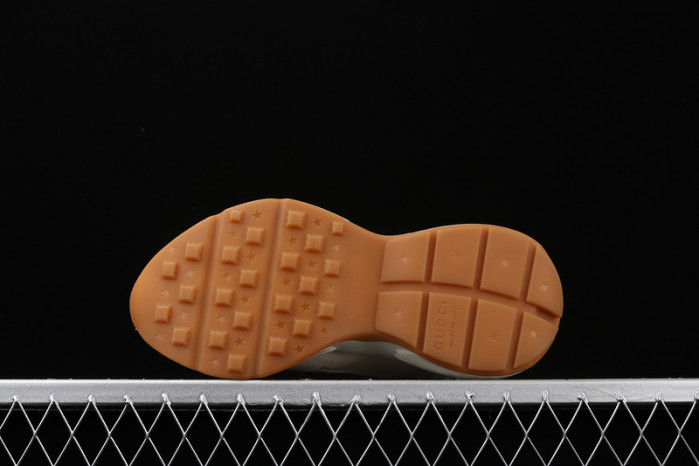 GUI SNEAKER