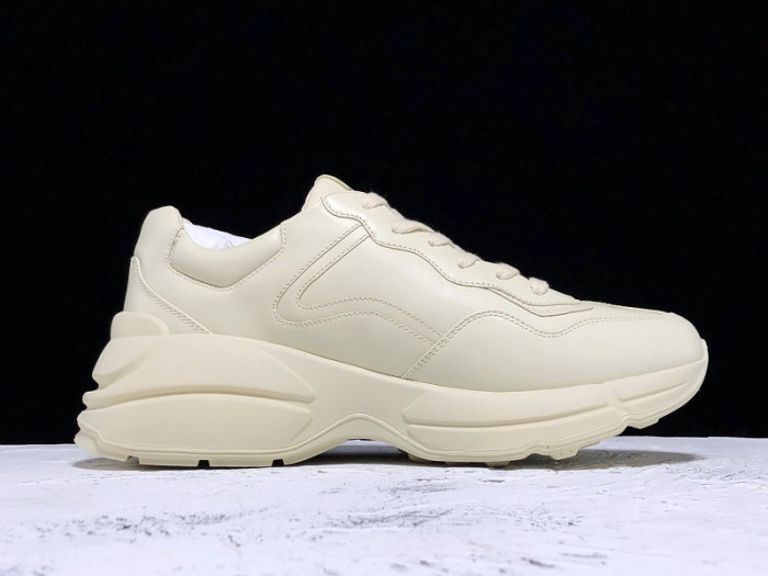 GUI SNEAKER