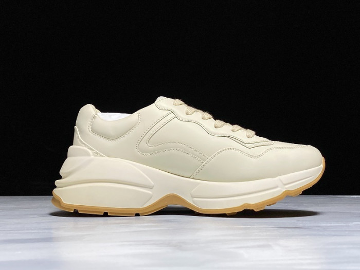 GUI SNEAKER