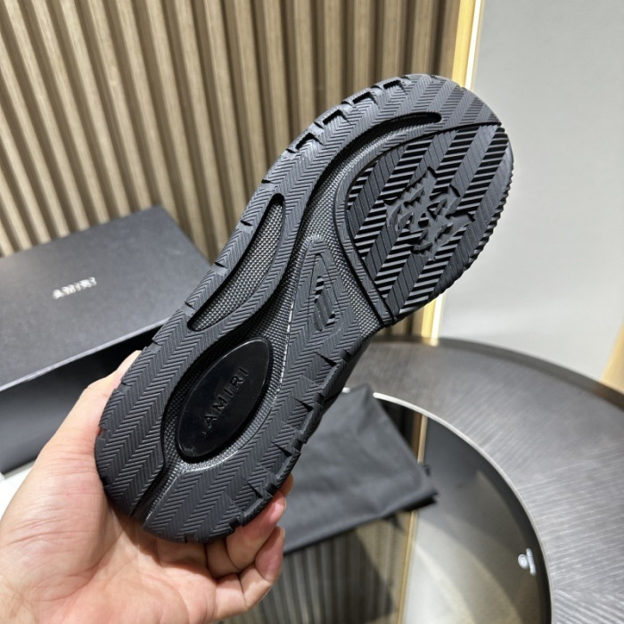 AM1R1 SNEAKER