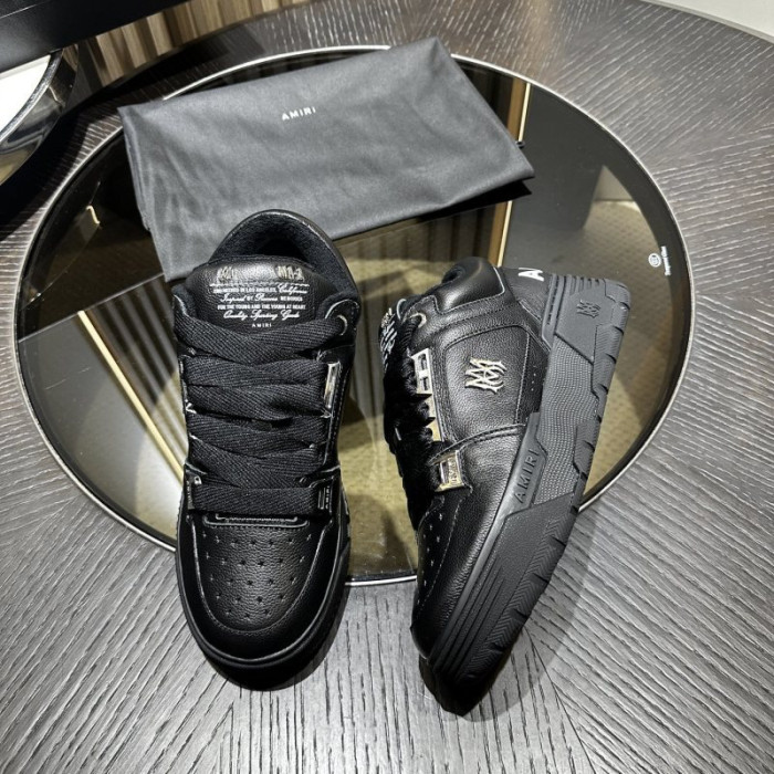 AM1R1 SNEAKER