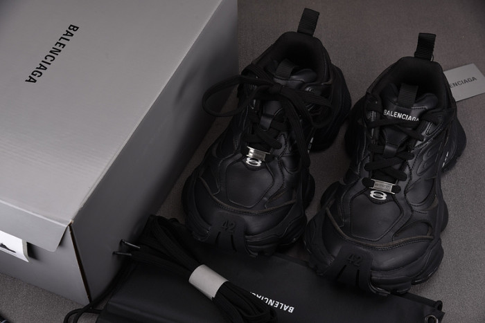 BALEN&GA SNEAKER
