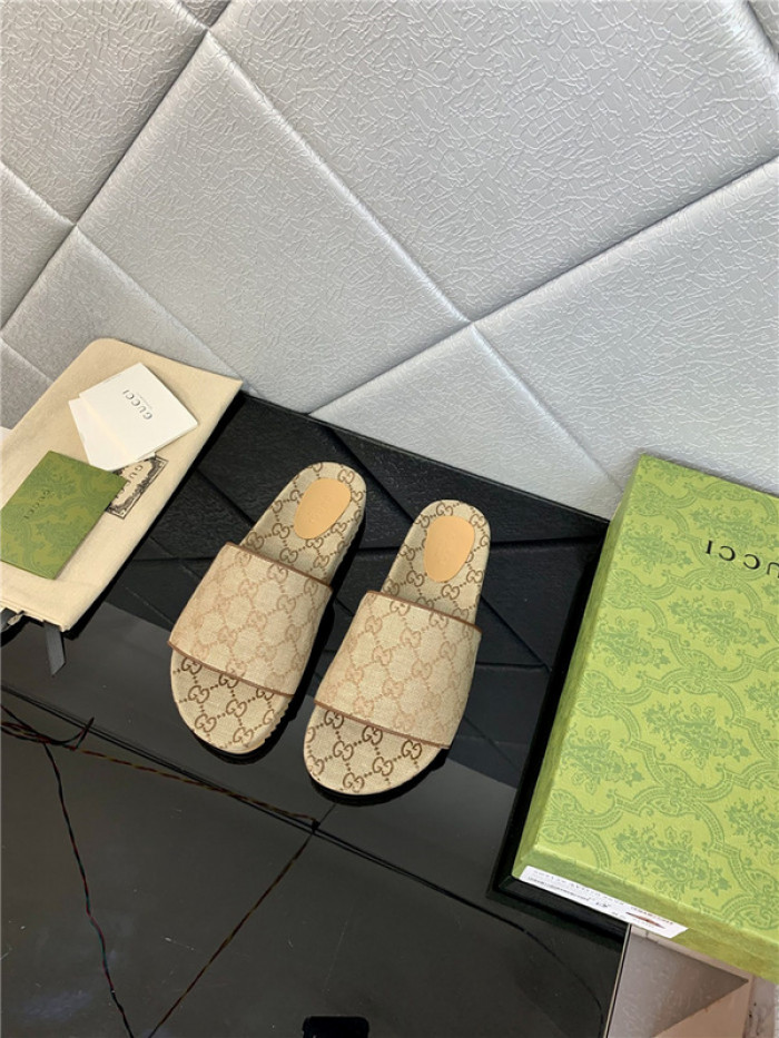 GUI SANDAL