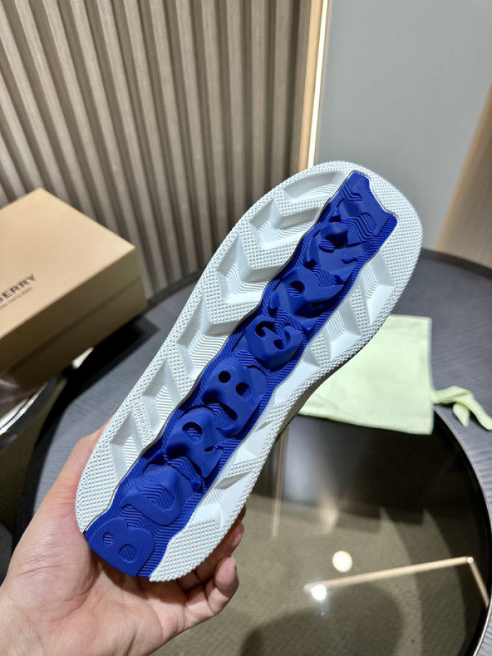 BUB sneaker