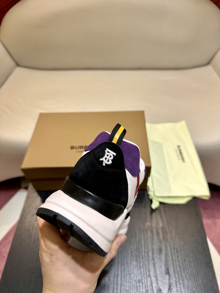 BUB sneaker