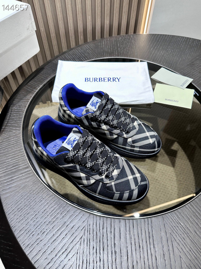 BUB sneaker