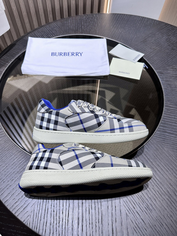 BUB sneaker