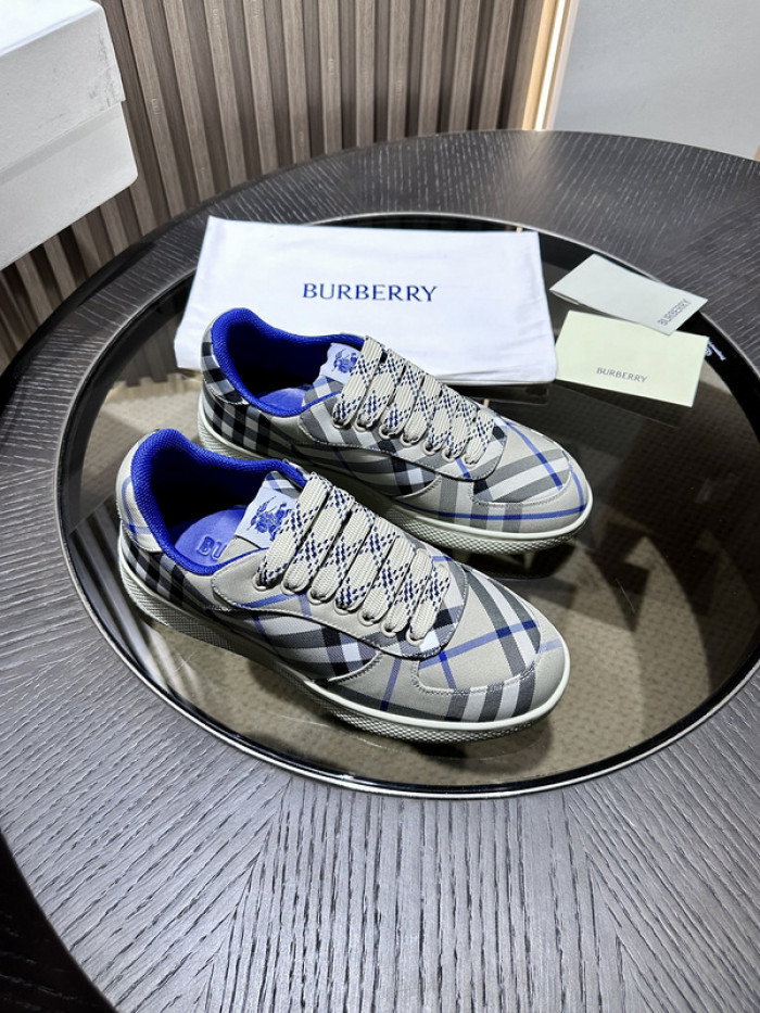 BUB sneaker
