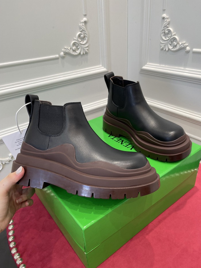 BV boots 034