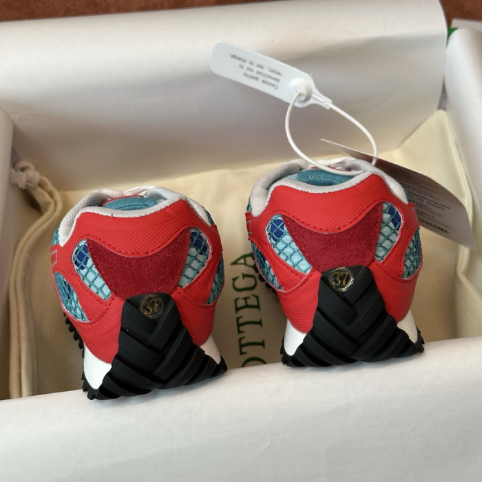 BV sneaker