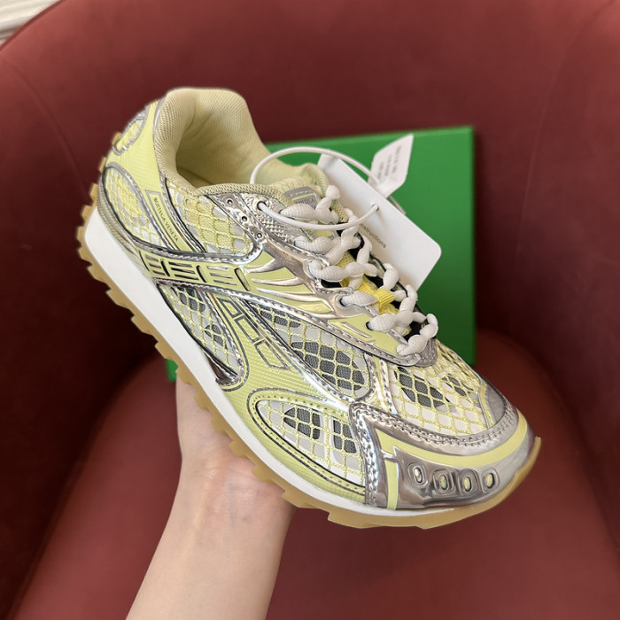 BV sneaker