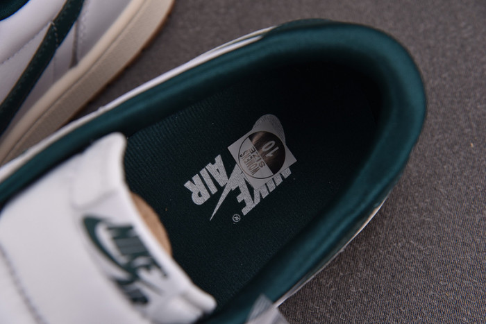 Air Jordan 1 Low OG WMNS “Oxidized Green” CZ0775-133