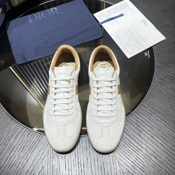 D10R SNEAKER