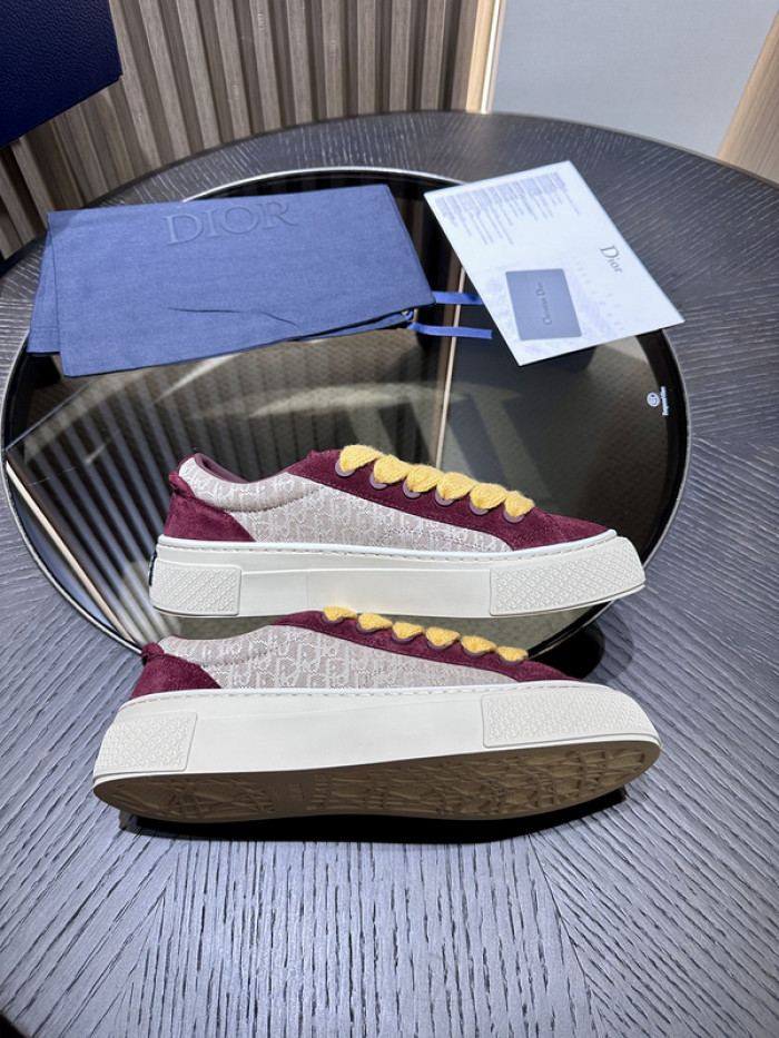 D10R SNEAKER