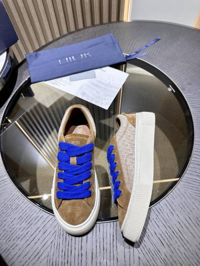 D10R SNEAKER