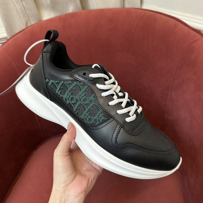 D10R B25 SNEAKER