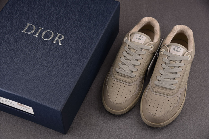 D10R B27 LOW SNEAKER