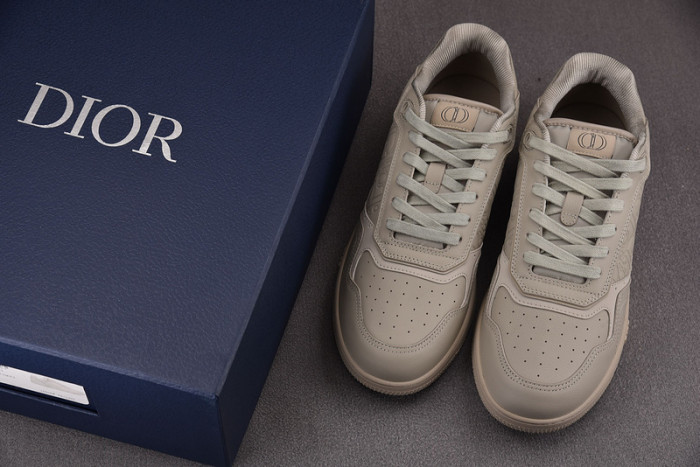 D10R B27 LOW SNEAKER