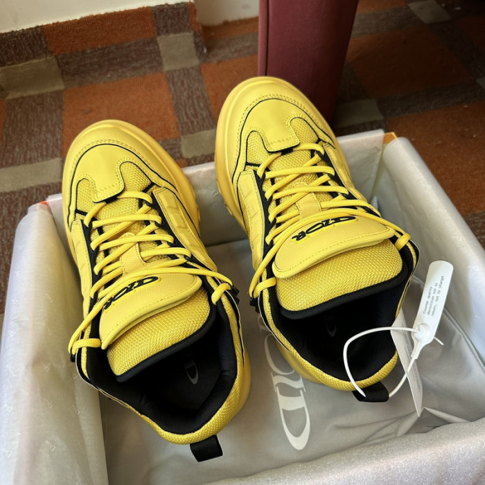 D10R B57 SNEAKER