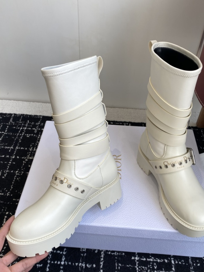 D10R boot (mid)