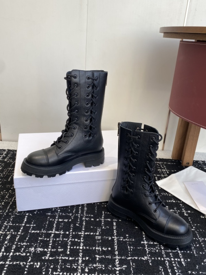 D10R boot