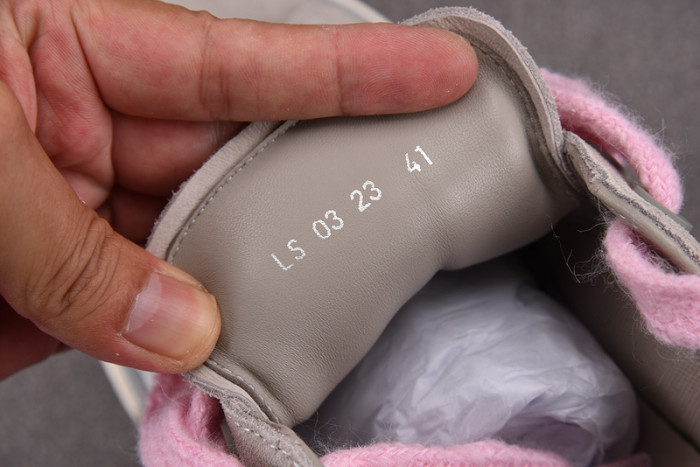D10R SNEAKER