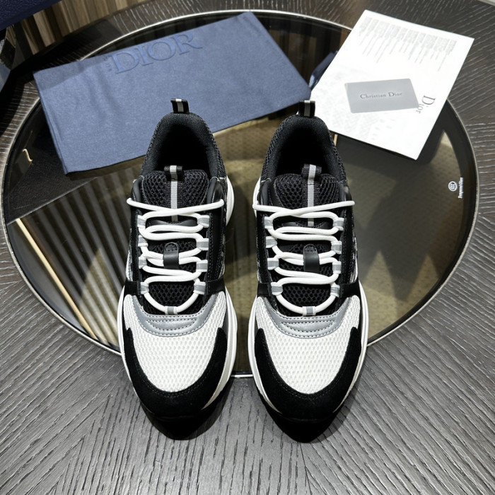 D10R SNEAKER