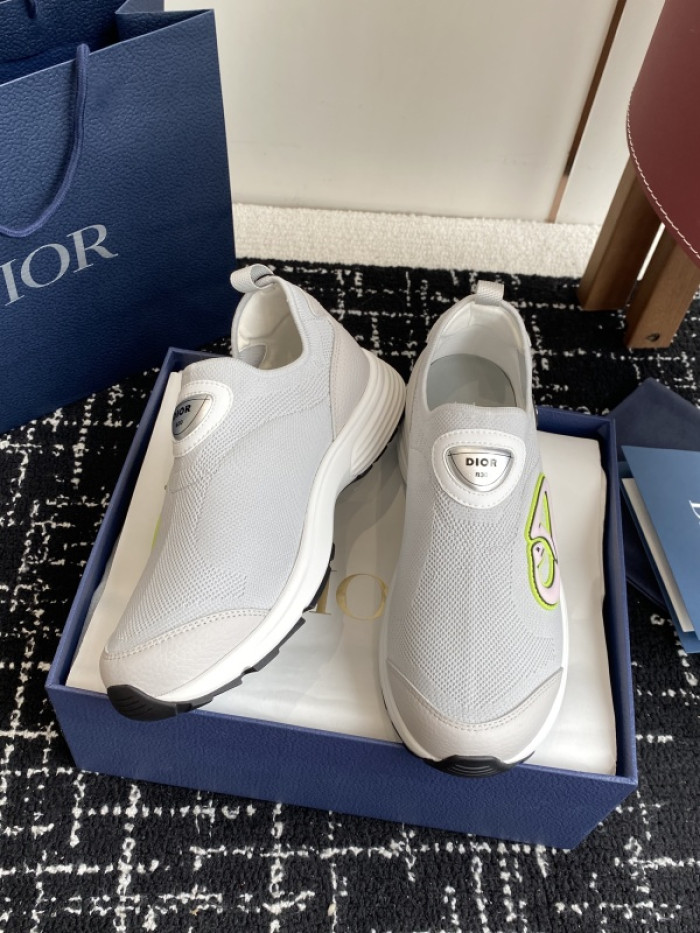 D10R SNEAKER