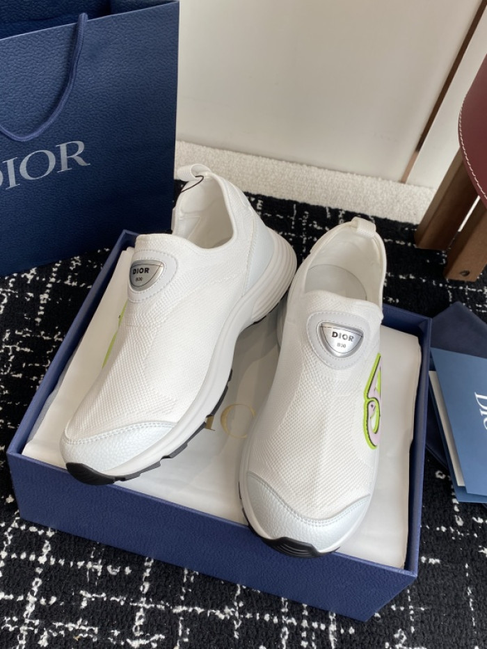 D10R SNEAKER