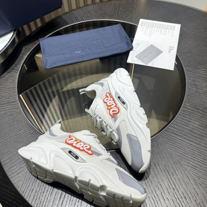 D10R SNEAKER