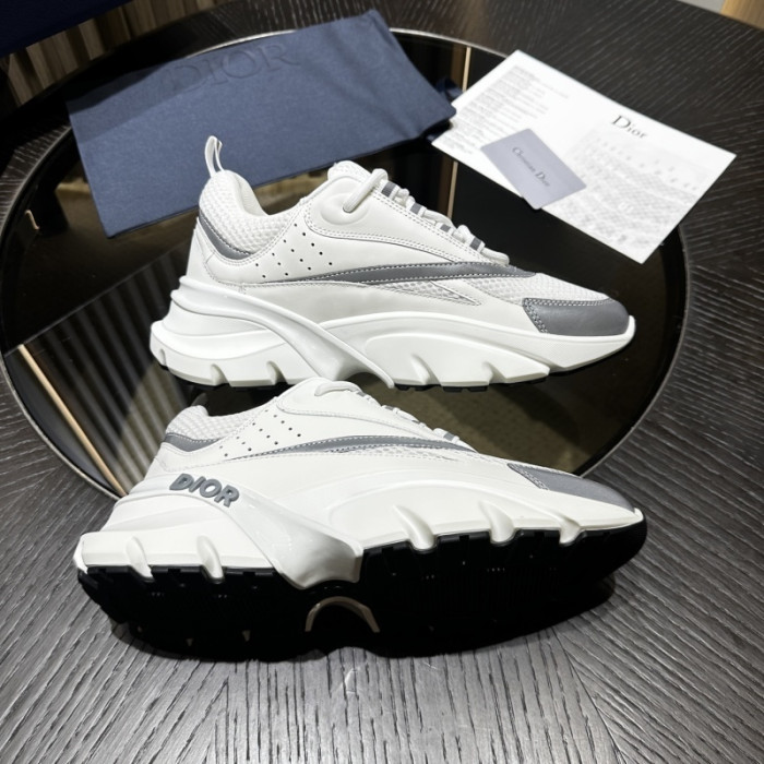 D10R SNEAKER