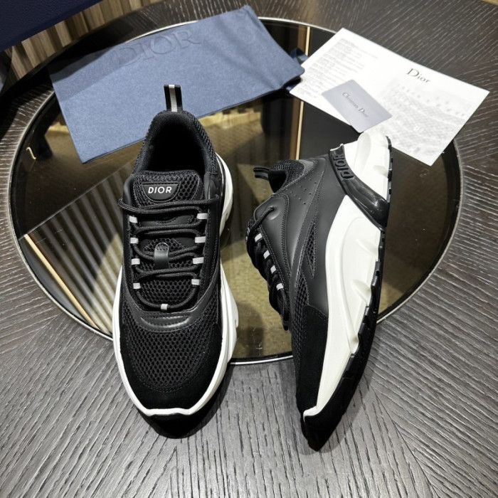 D10R SNEAKER