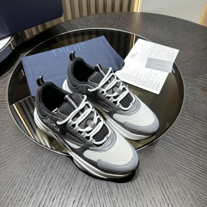 D10R SNEAKER