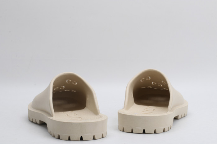 GUI SANDAL