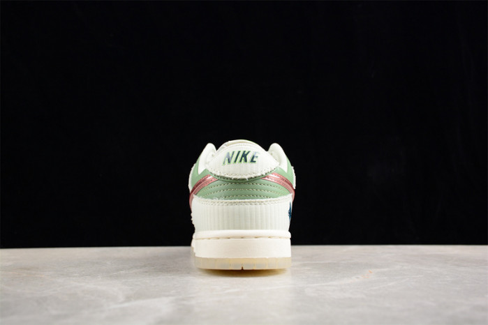 Kyler Murray x Dunk Low 