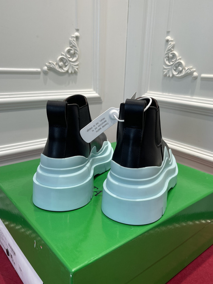 BV boots 002