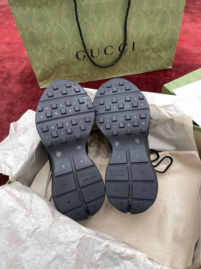 GUI SNEAKER