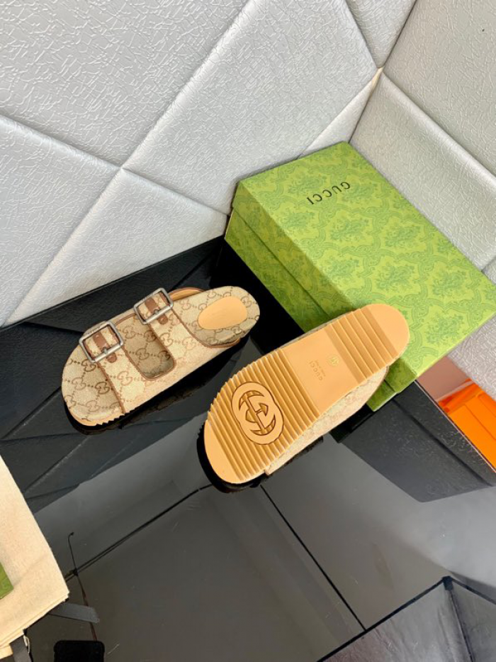 GUI SANDAL