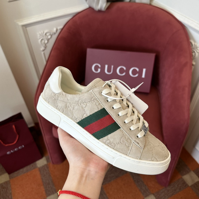 GUI SNEAKER