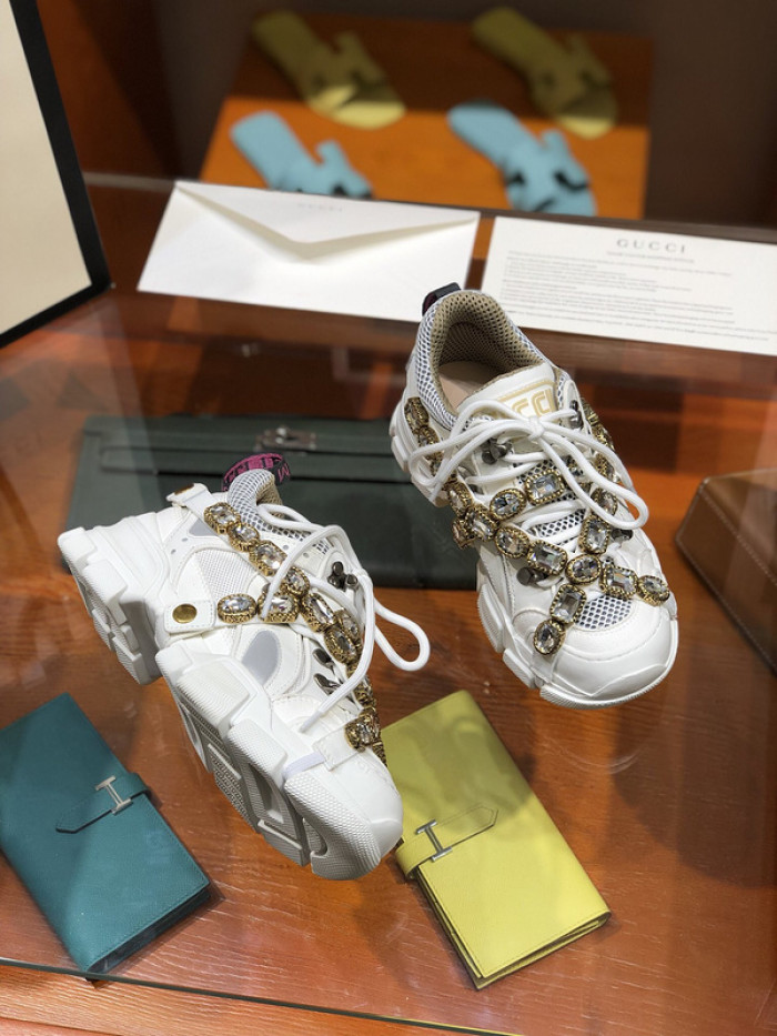 GUI SNEAKER