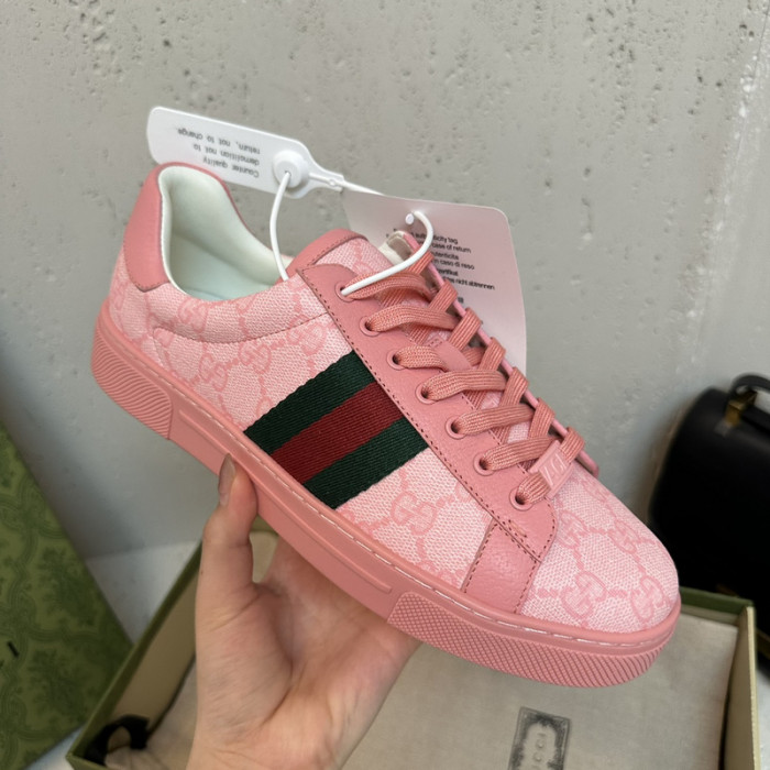GUI SNEAKER