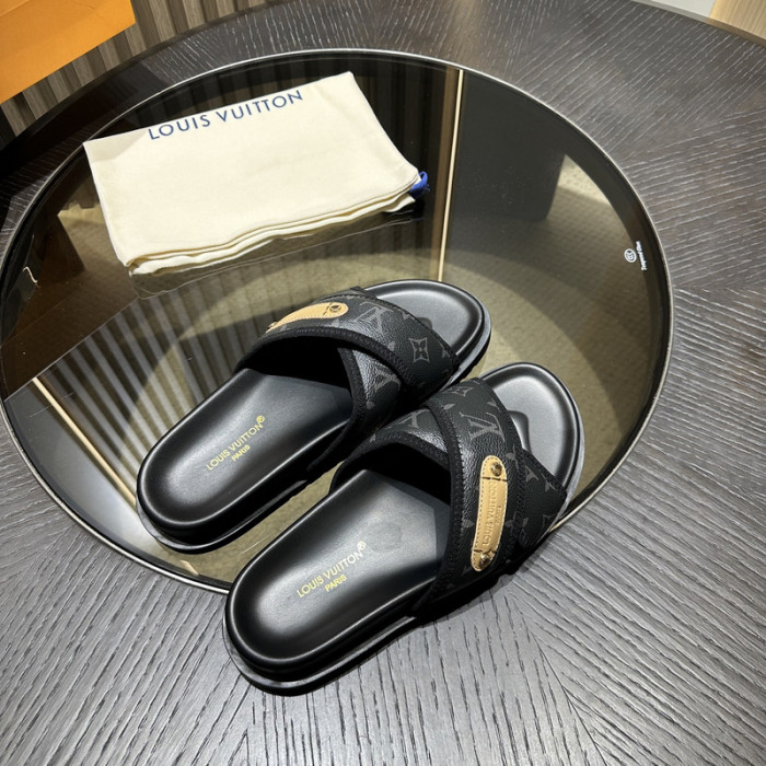 L0VT SANDAL