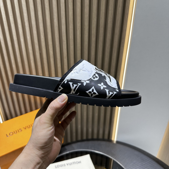 L0VT SANDAL